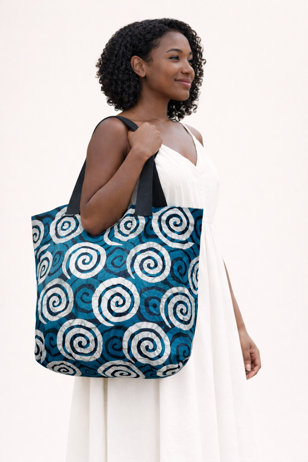 Amara Tote