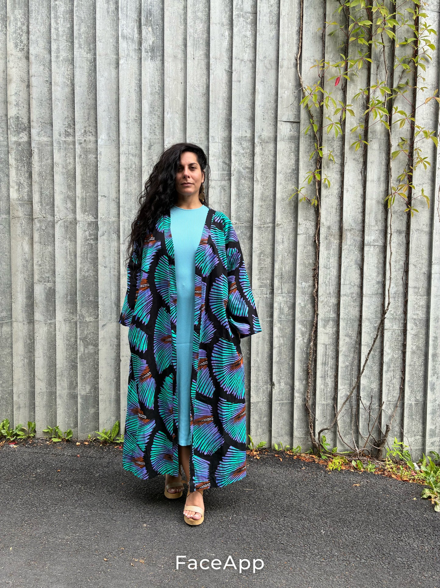 Ariazina Lang Kimono