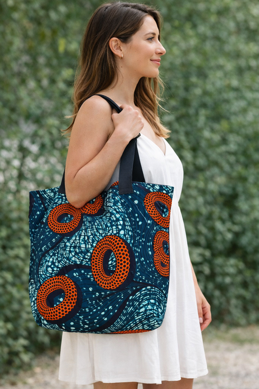 Moyo Tote